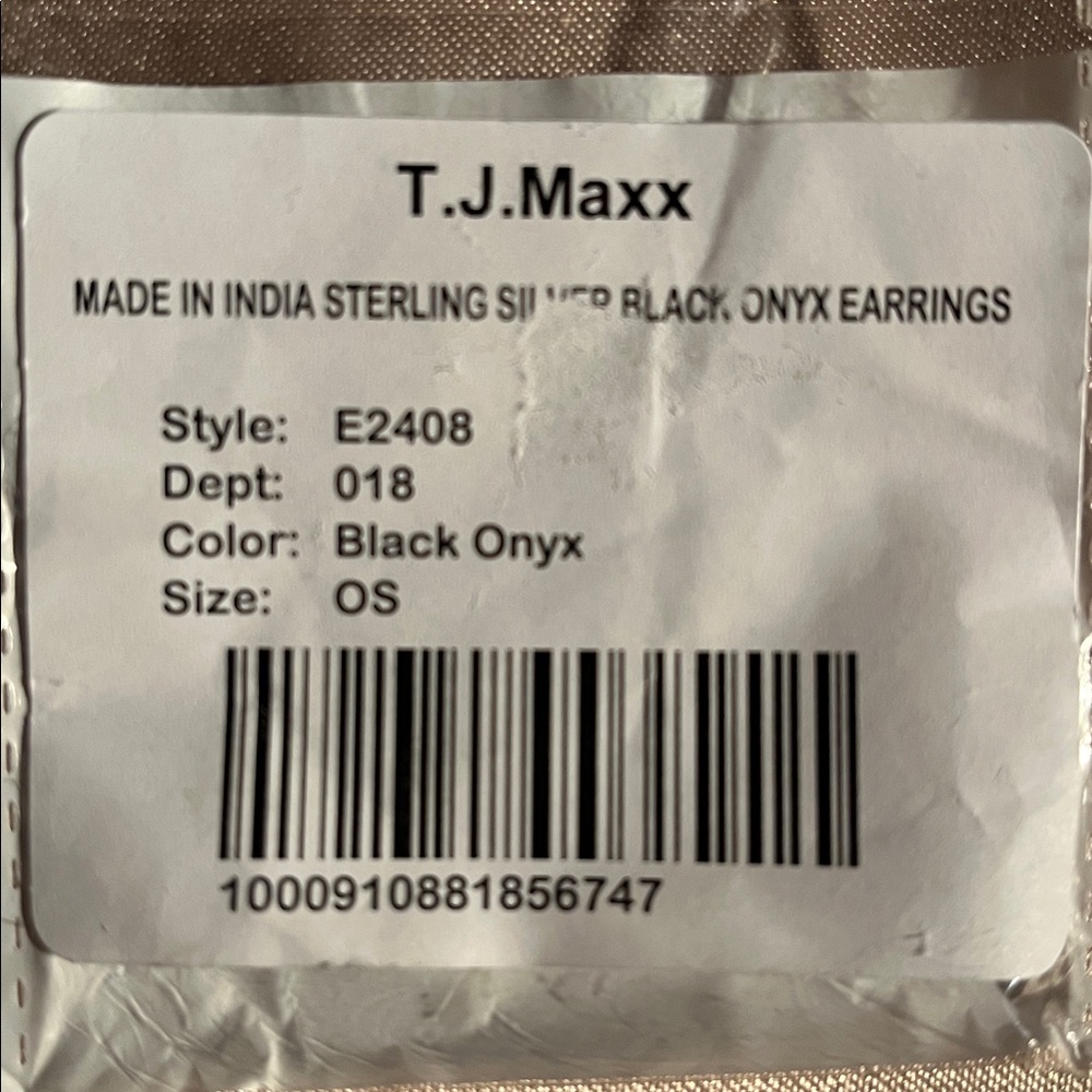 Black Onyx and Silver Pierced Earrings - Picture 5 of 5